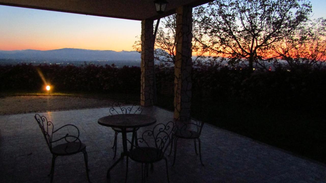 La Bella Addormentata Bed & Breakfast Киети Екстериор снимка